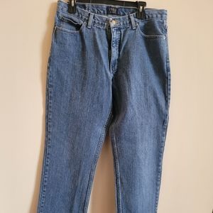 Men's Izod relaxed fit jeans 34x32